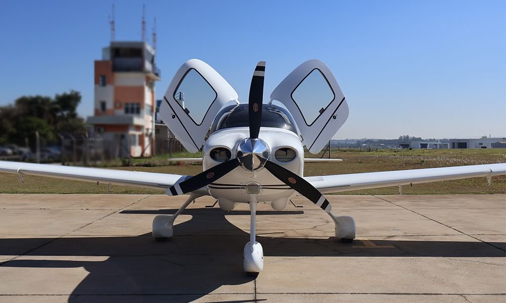 CIRRUS SR20 G3 2013