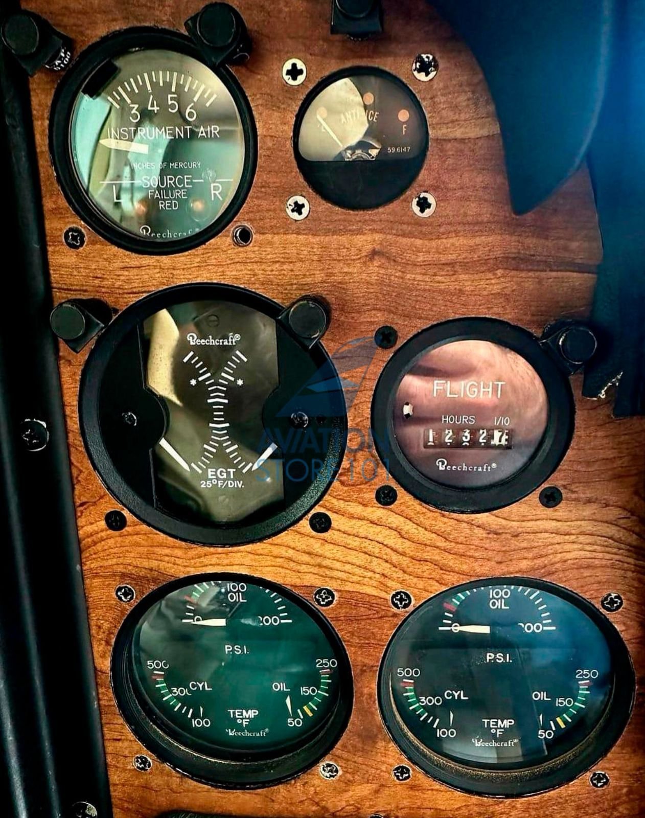 BEECHCRAFT BARON 58 1983