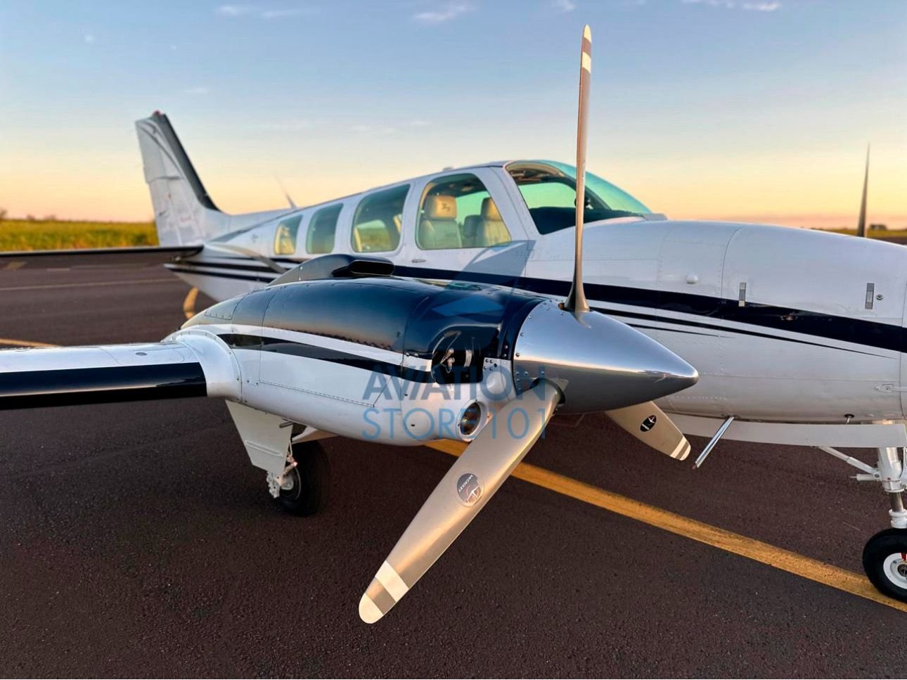 BEECHCRAFT BARON 58 1998