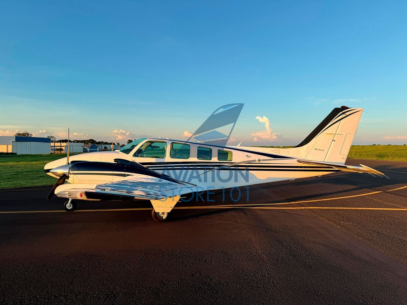 BEECHCRAFT BARON 58 1998