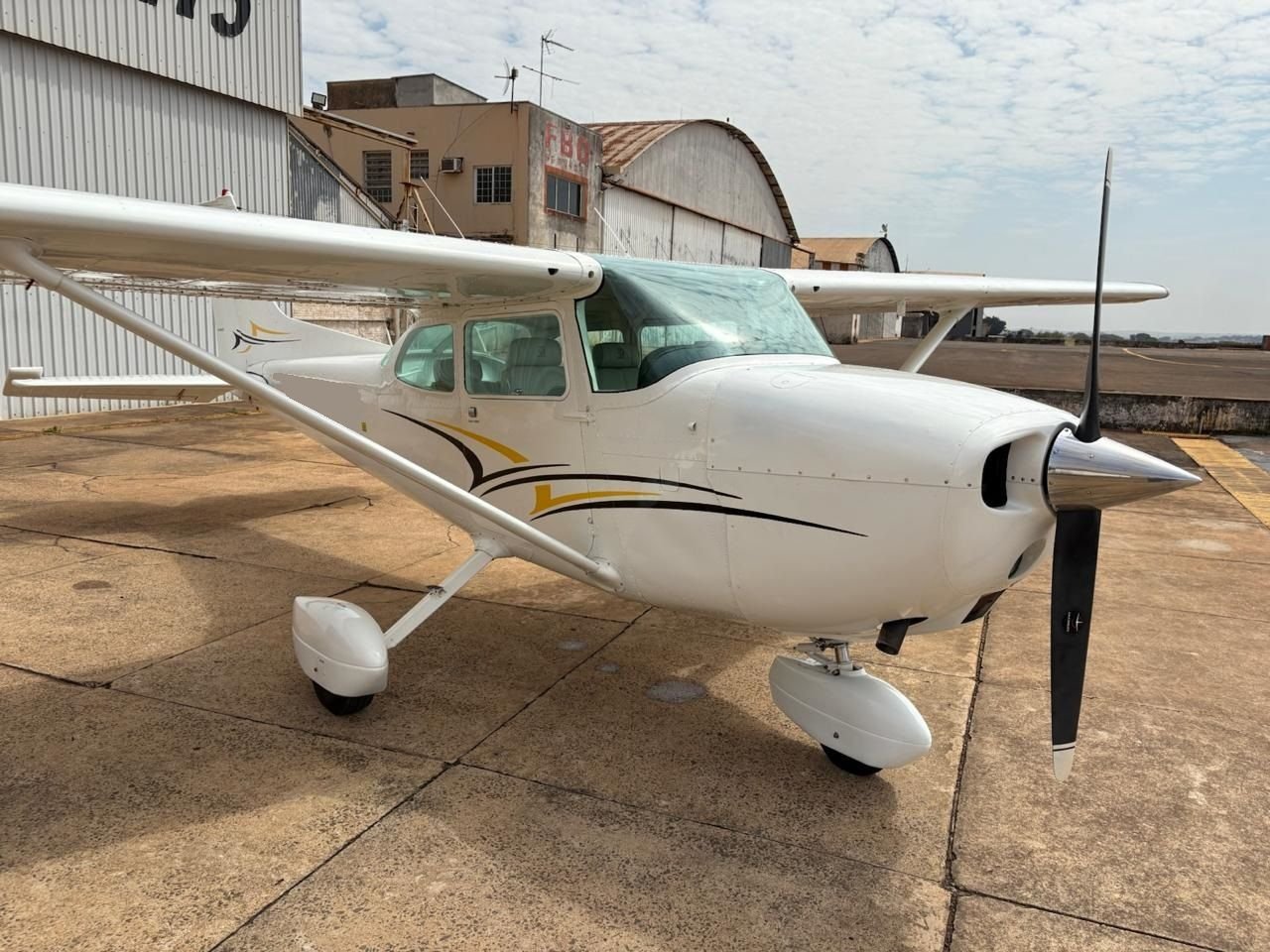 CESSNA 172M SKYHAWK 1973
