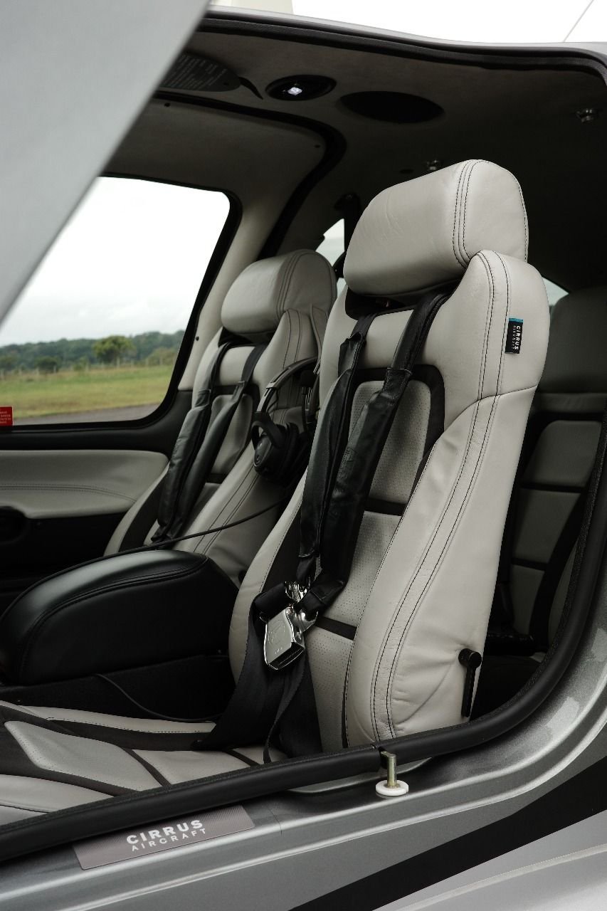 CIRRUS SR22T G6 2023