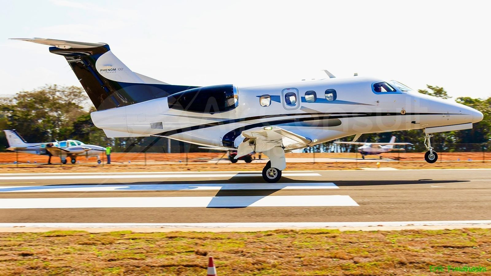 EMBRAER PHENOM 100 2011