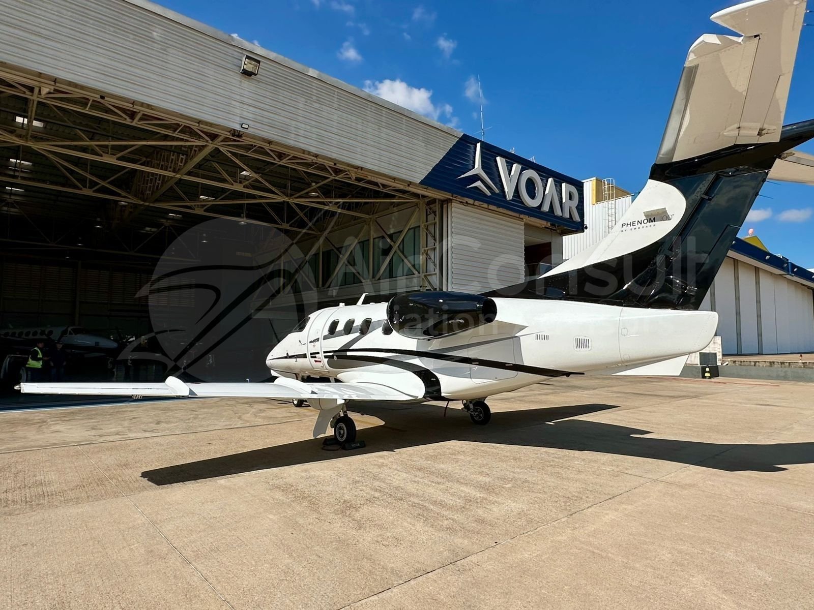 EMBRAER PHENOM 100 2011