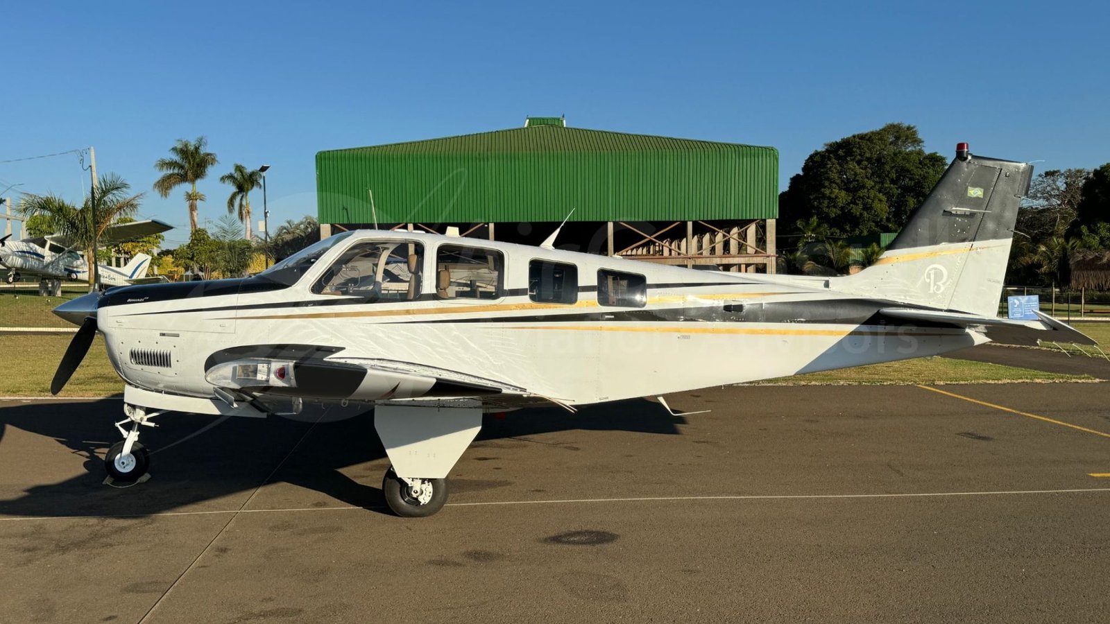 BEECHCRAFT BONANZA G36 2012