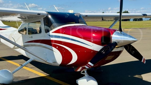 CESSNA T182T SKYLANE TC 2009