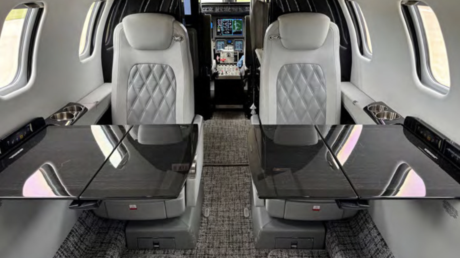BOMBARDIER LEARJET 75 2019