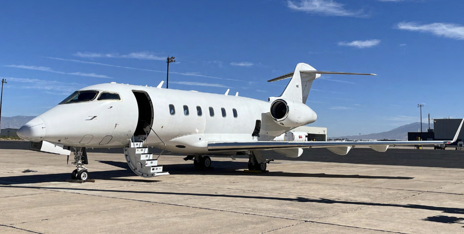 BOMBARDIER CHALLENGER 300 2009