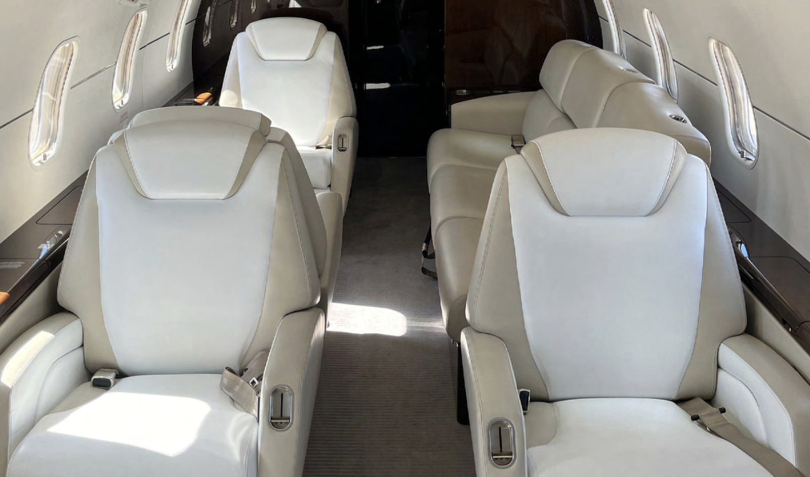 BOMBARDIER CHALLENGER 300 2009