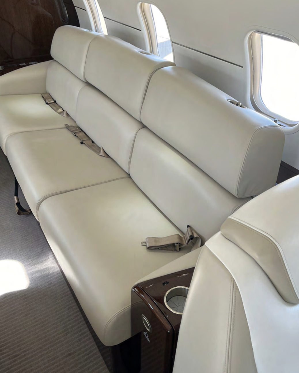 BOMBARDIER CHALLENGER 300 2009