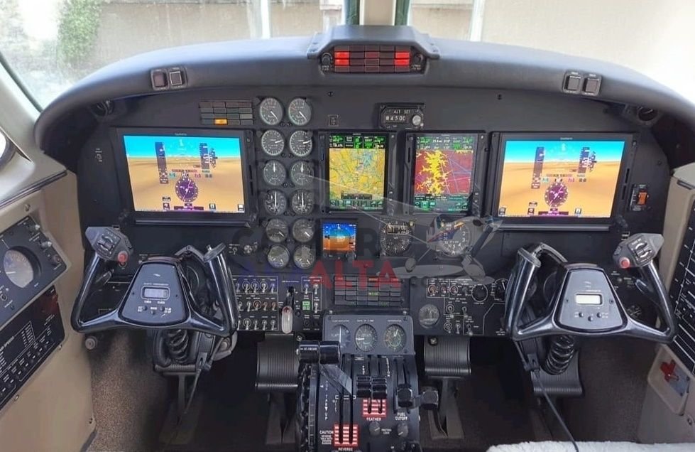 BEECHCRAFT KING AIR F90 1982