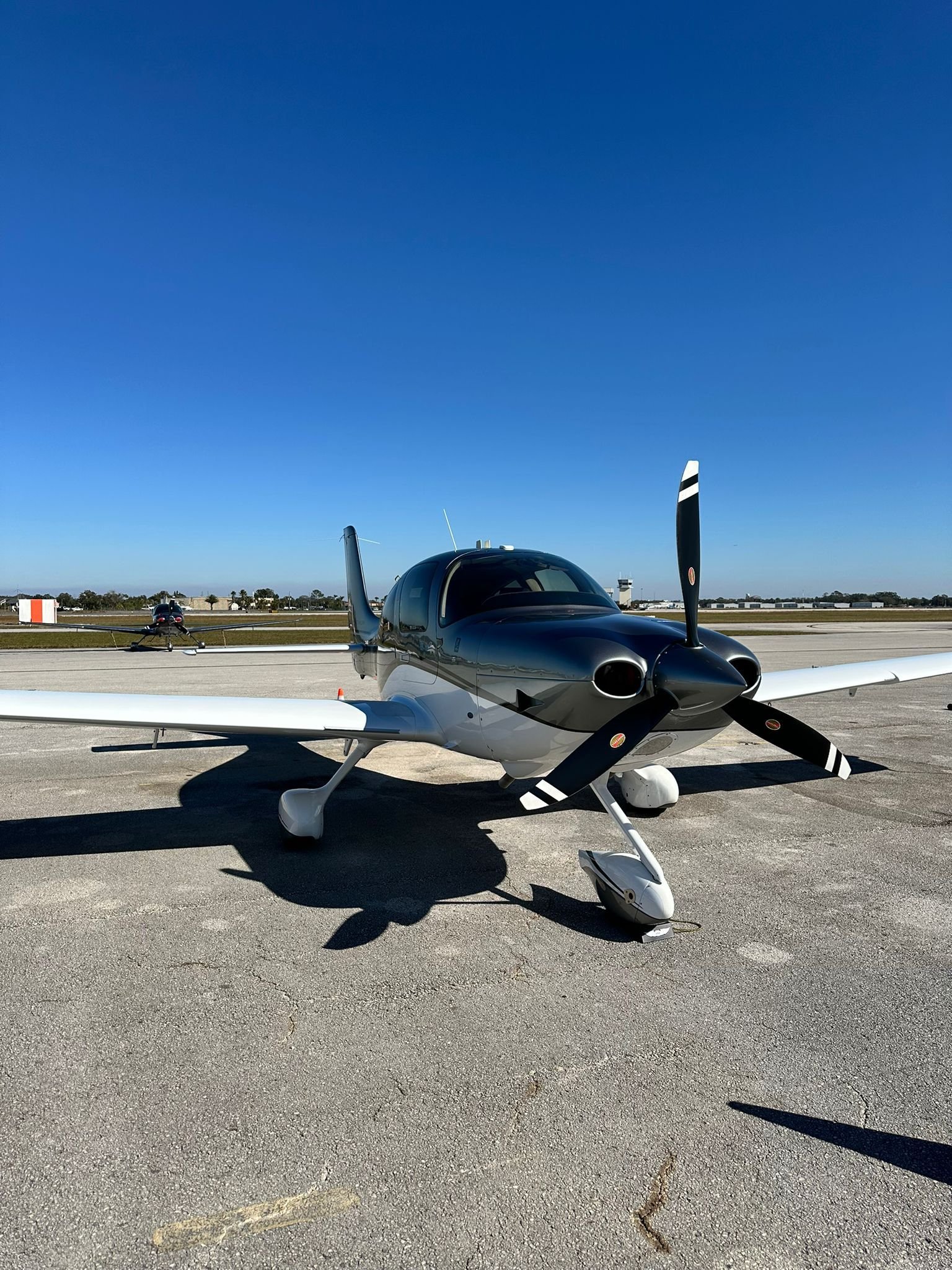 CIRRUS SR22 G5 GTS 2016