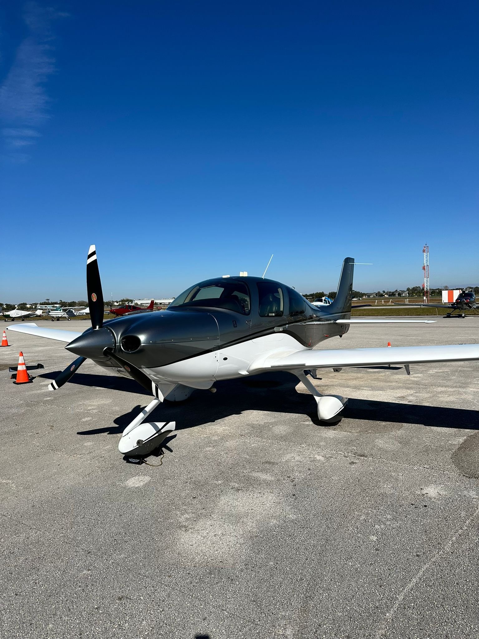 CIRRUS SR22 G5 GTS 2016