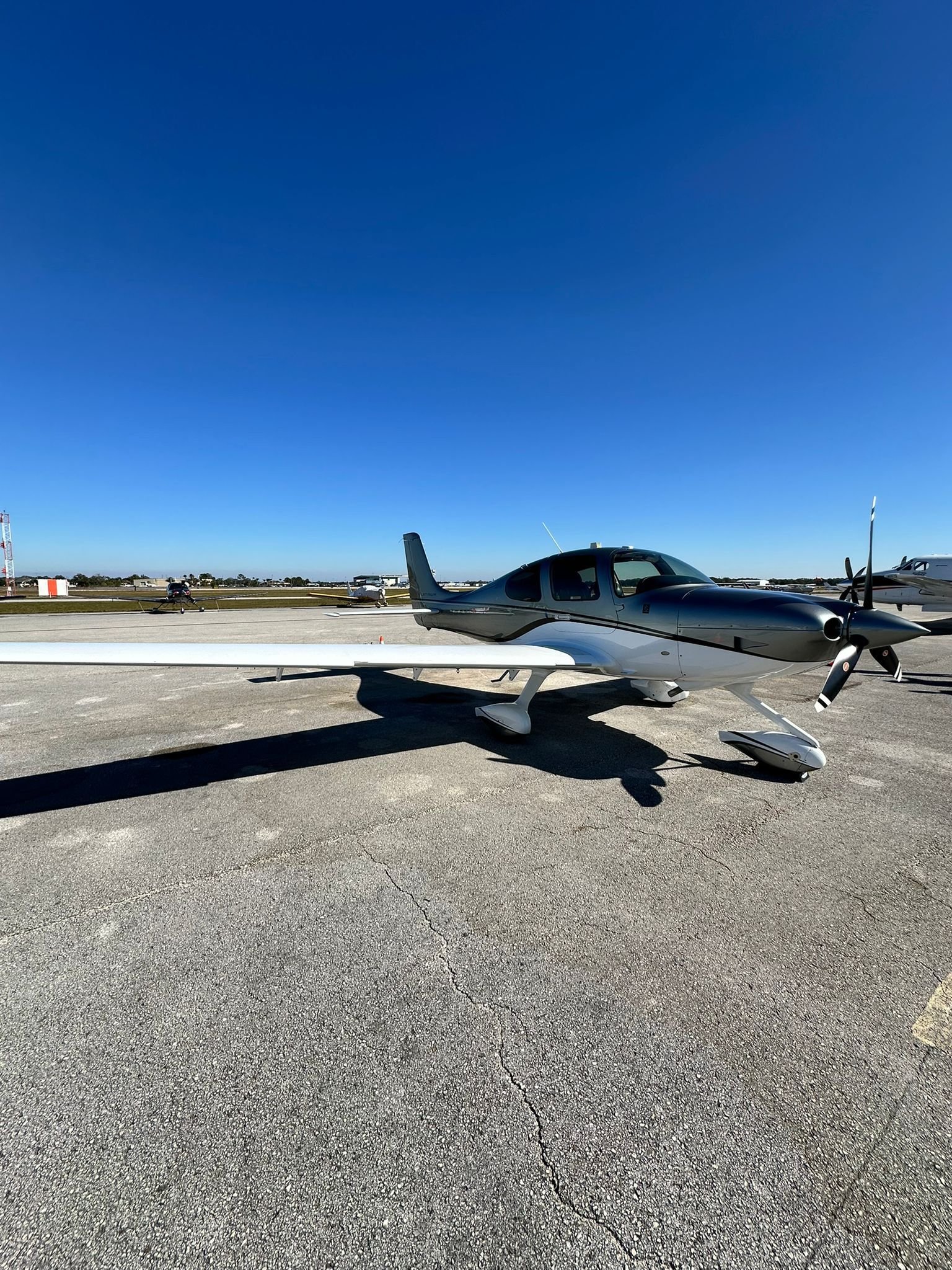 CIRRUS SR22 G5 GTS 2016