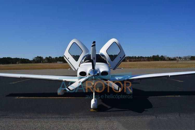 CIRRUS SR22 G2 GTS 2006