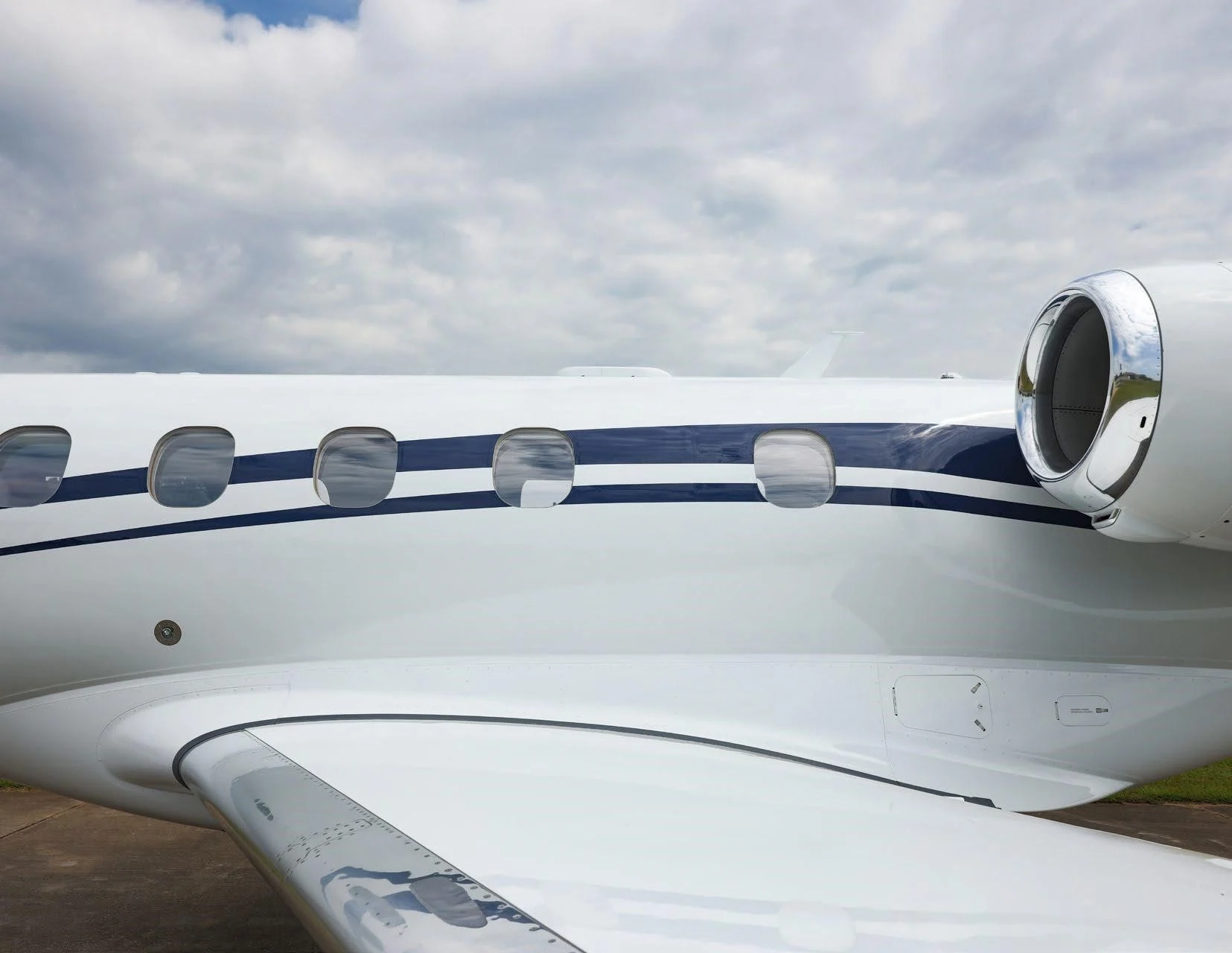 PHENOM 300E 2025