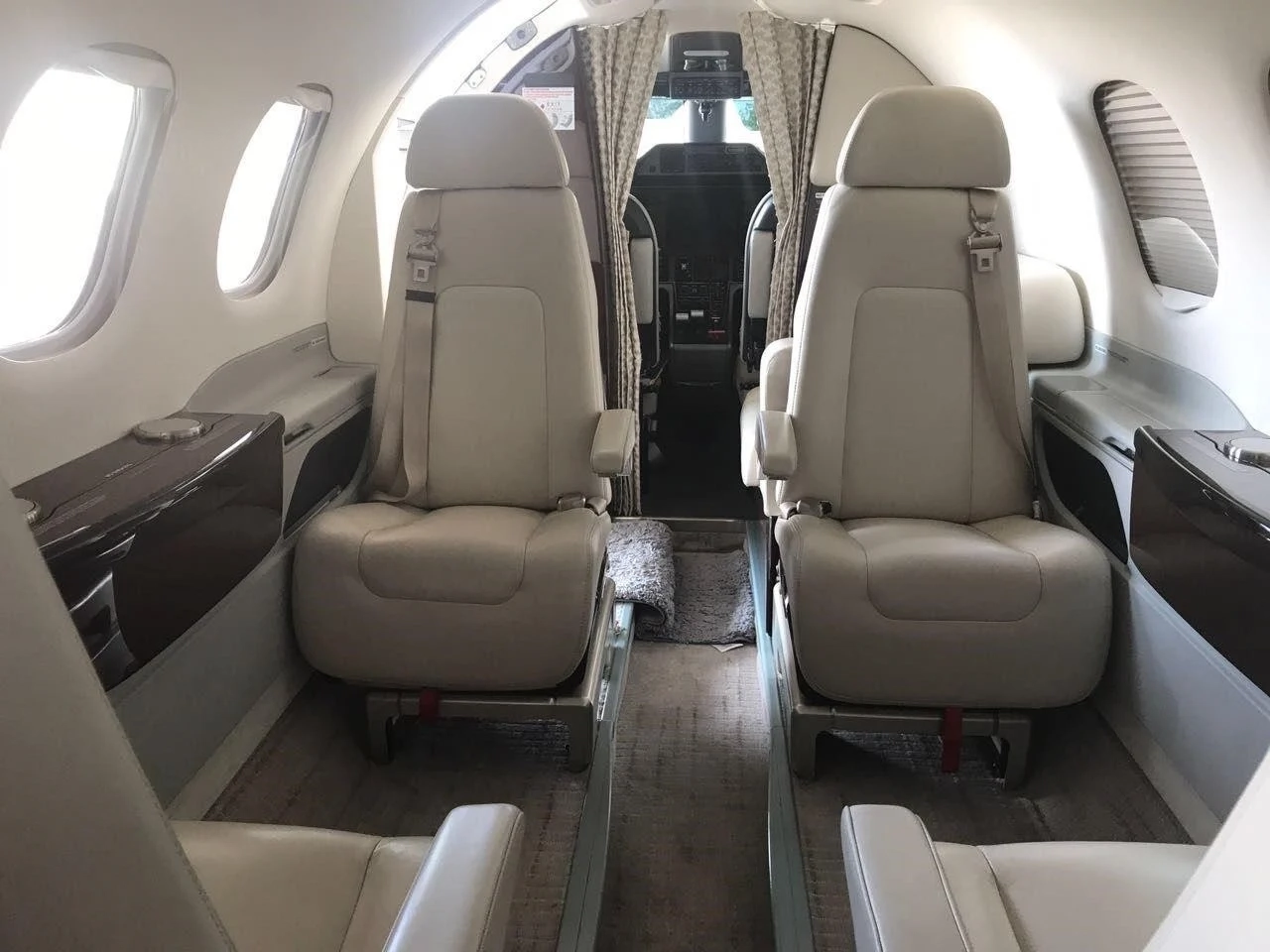 EMBRAER PHENOM 100E 2014