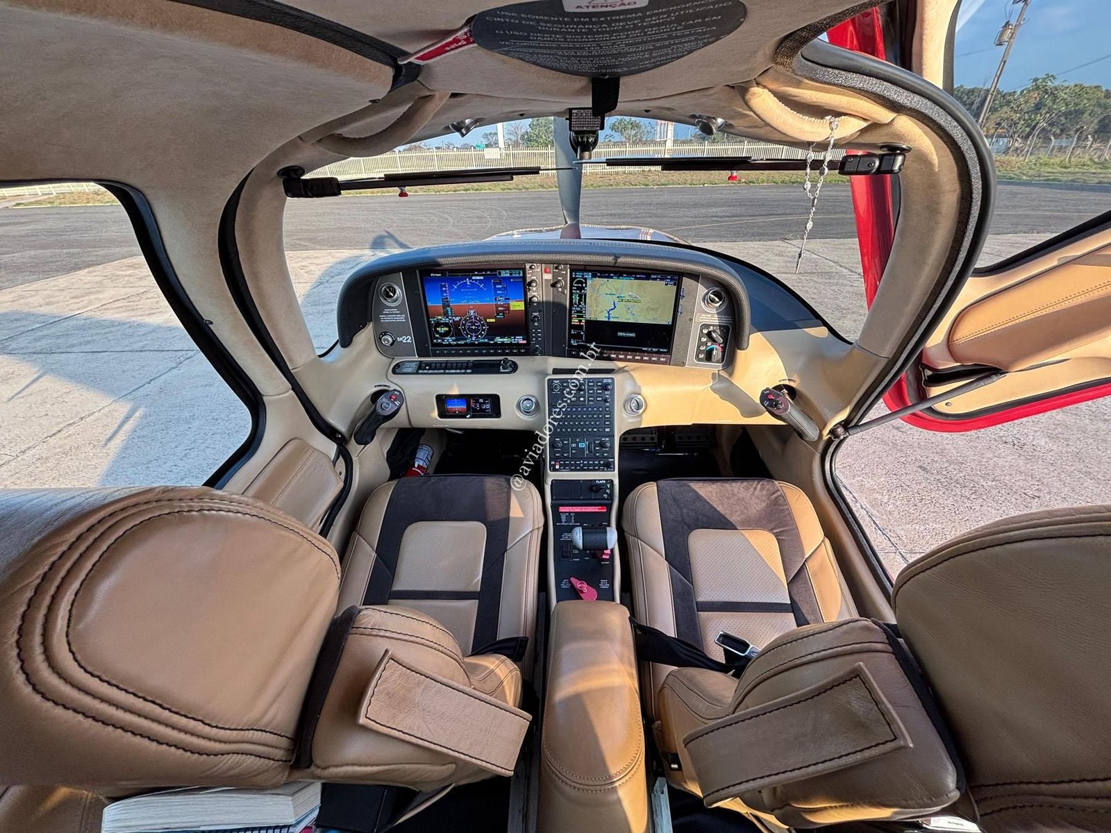 CIRRUS SR22 G6 GTS 2022