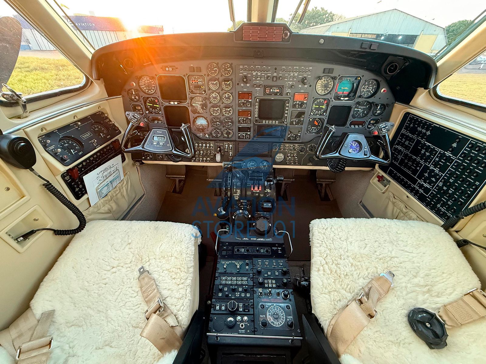 BEECHCRAFT KING AIR B200 1997