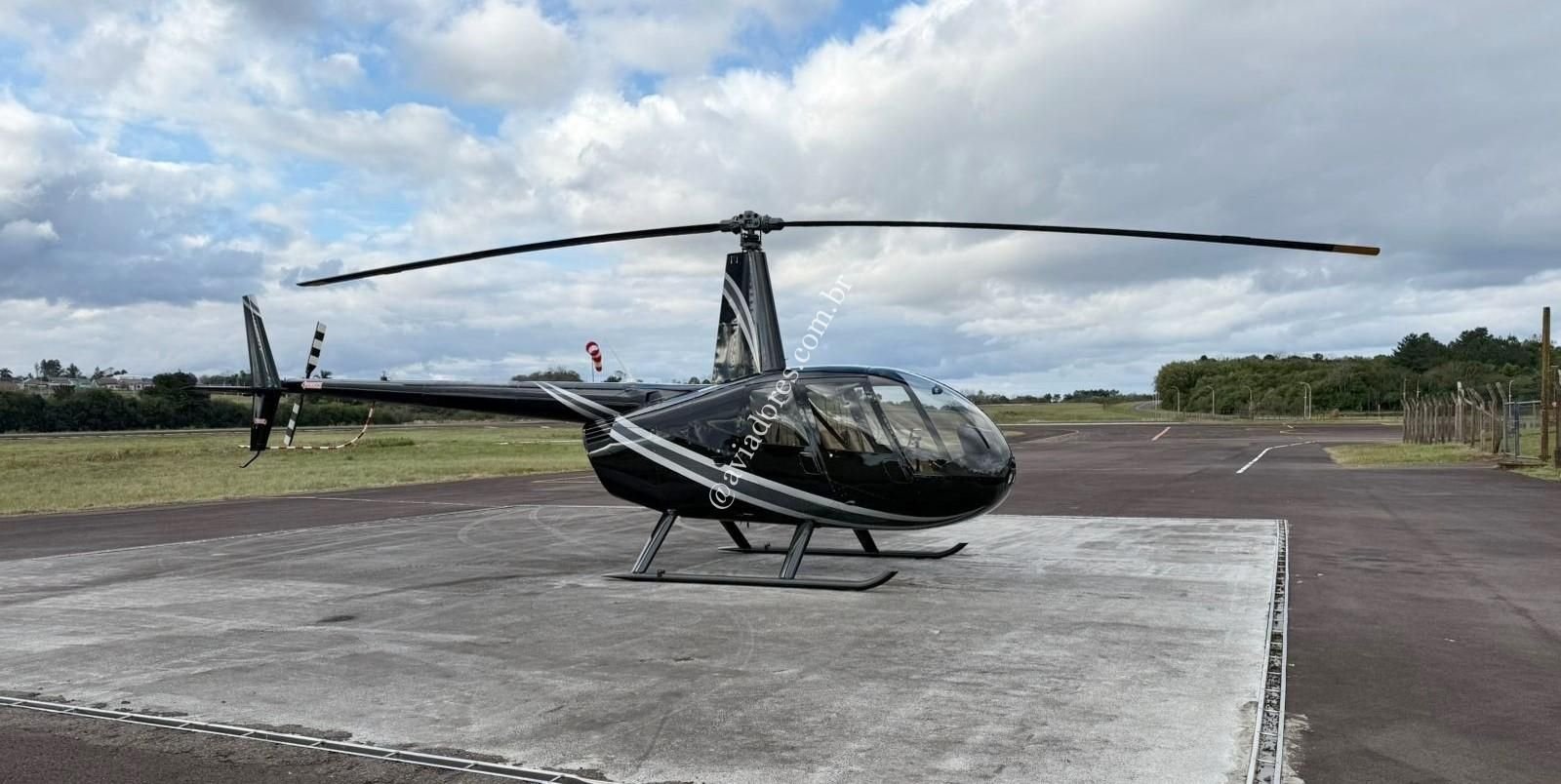 ROBINSON R44 RAVEN II 2011