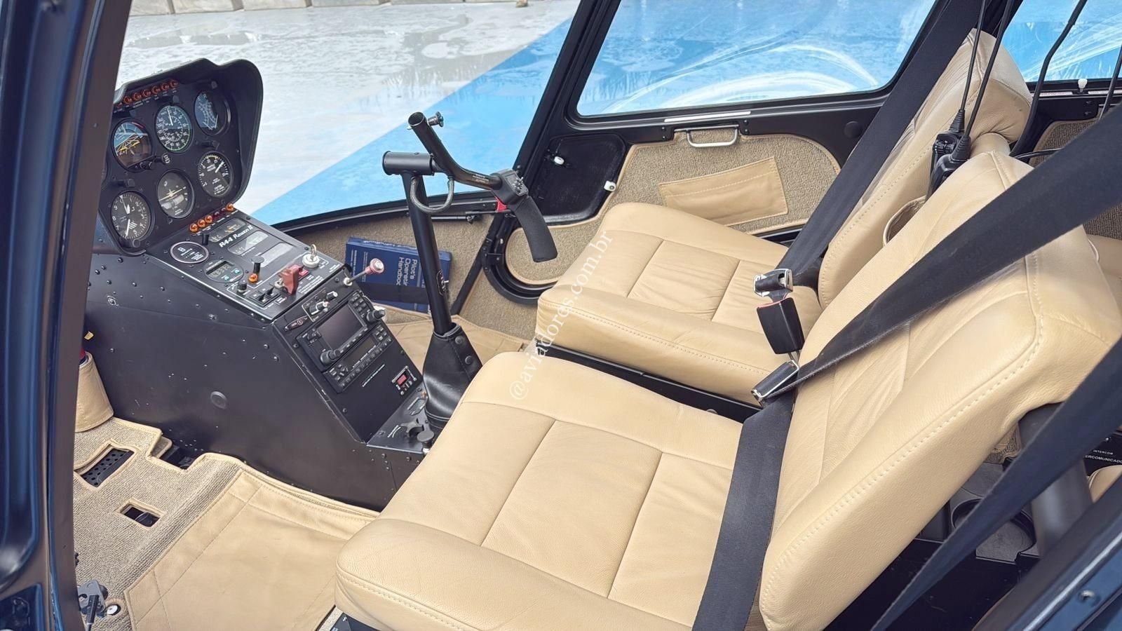 ROBINSON R44 RAVEN II 2011
