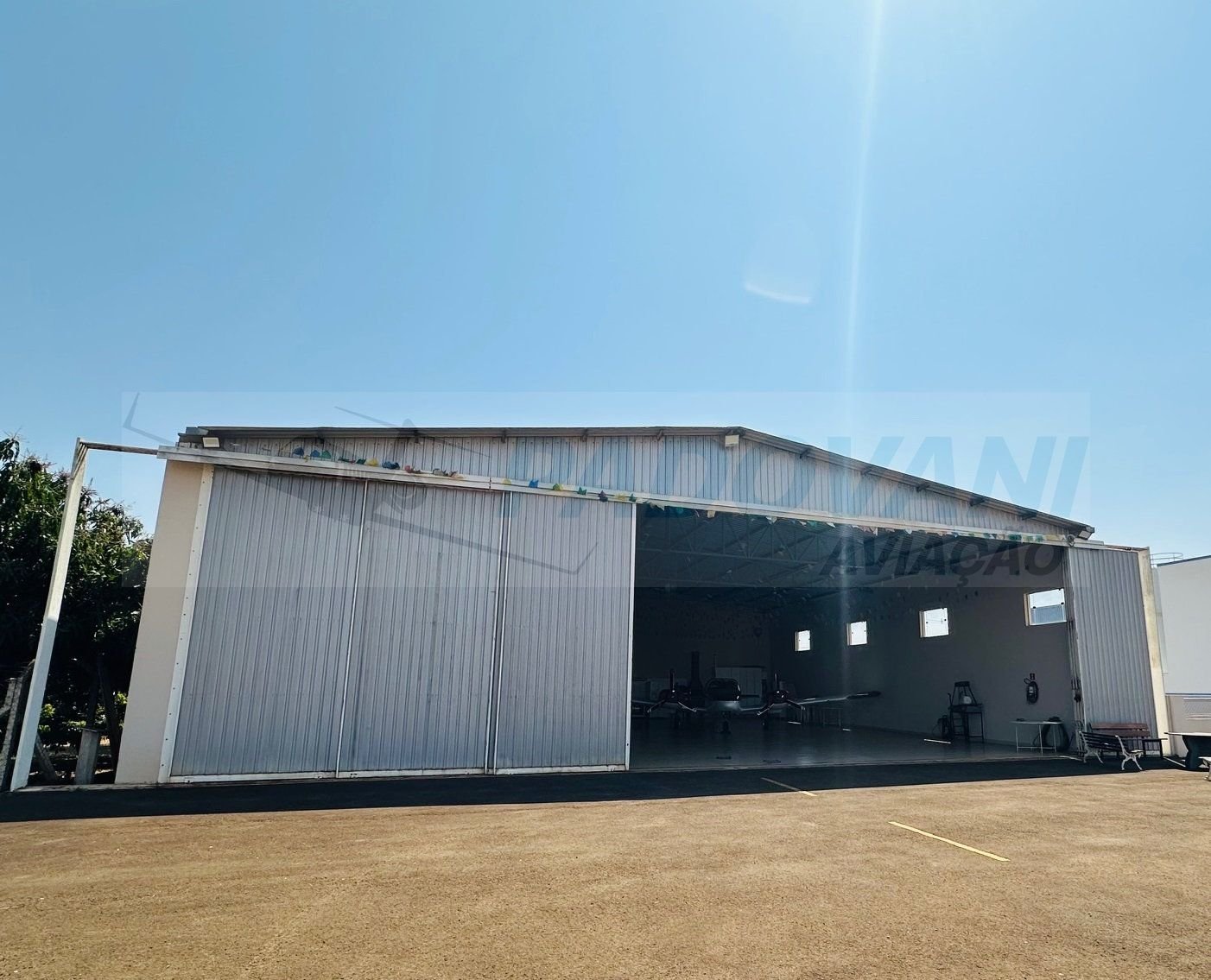 HANGAR A VENDA NO INTERIOR DE SÃO PAULO (PRÓXIMO DA CAPITAL)
