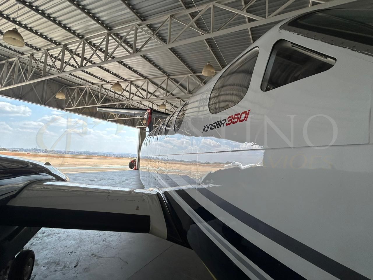 BEECHCRAFT KING AIR 350i 2016