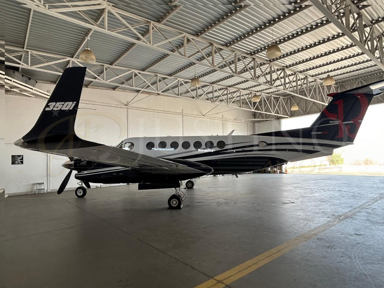 BEECHCRAFT KING AIR 350i 2016