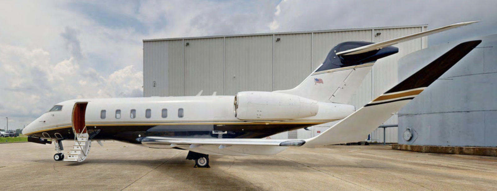 BOMBARDIER CHALLENGER 350 2014
