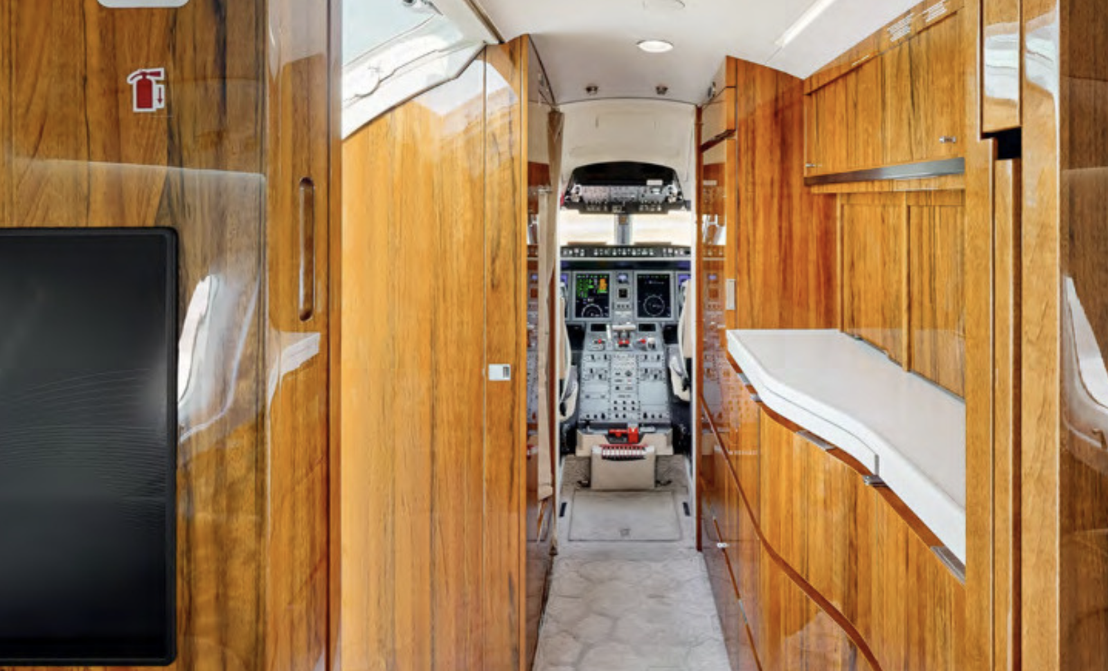 BOMBARDIER CHALLENGER 650 2018