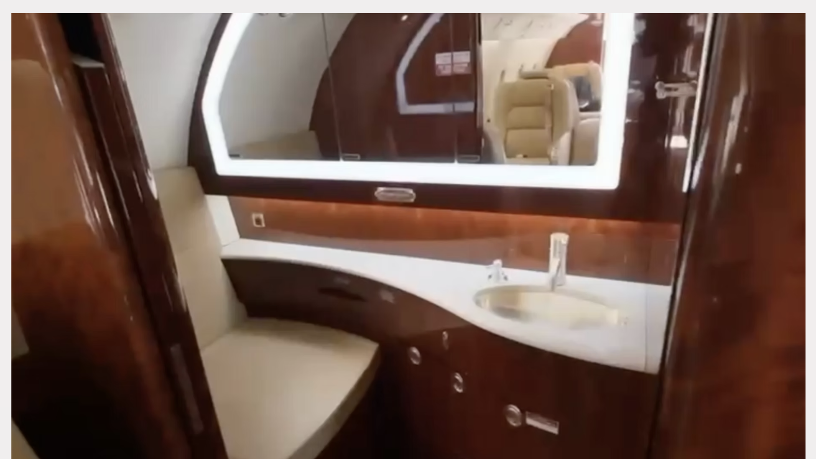 GULFSTREAM G200 2008