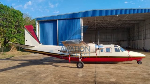 TWIN COMMANDER 690B 1977