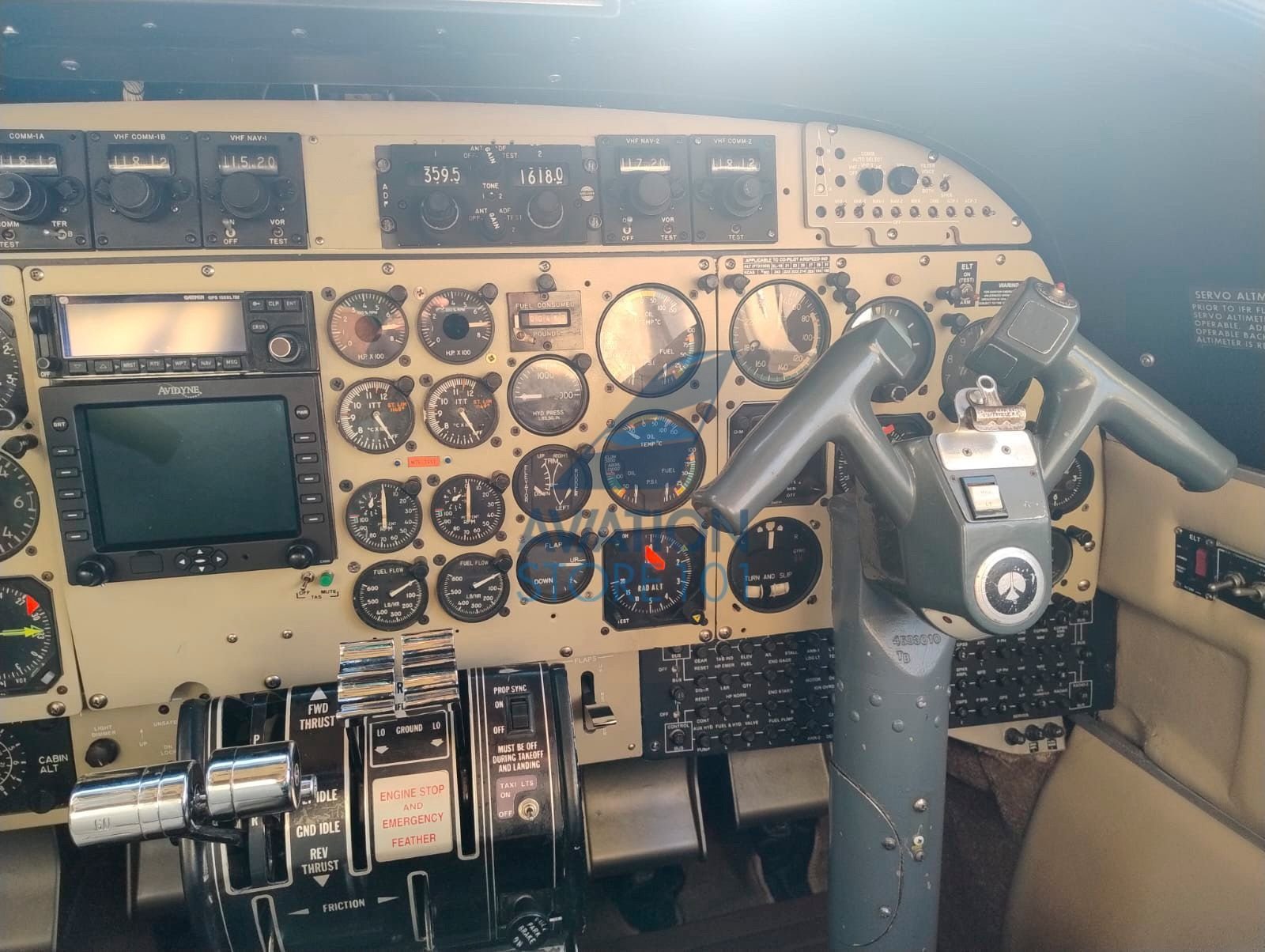 TWIN COMMANDER 690B 1977