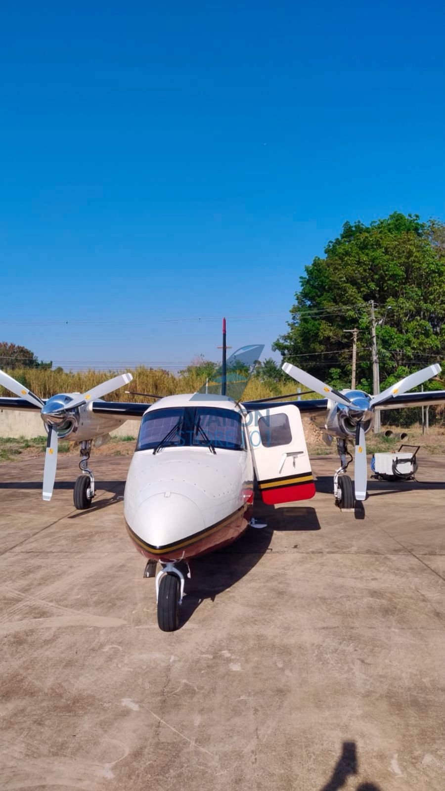TWIN COMMANDER 690B 1977