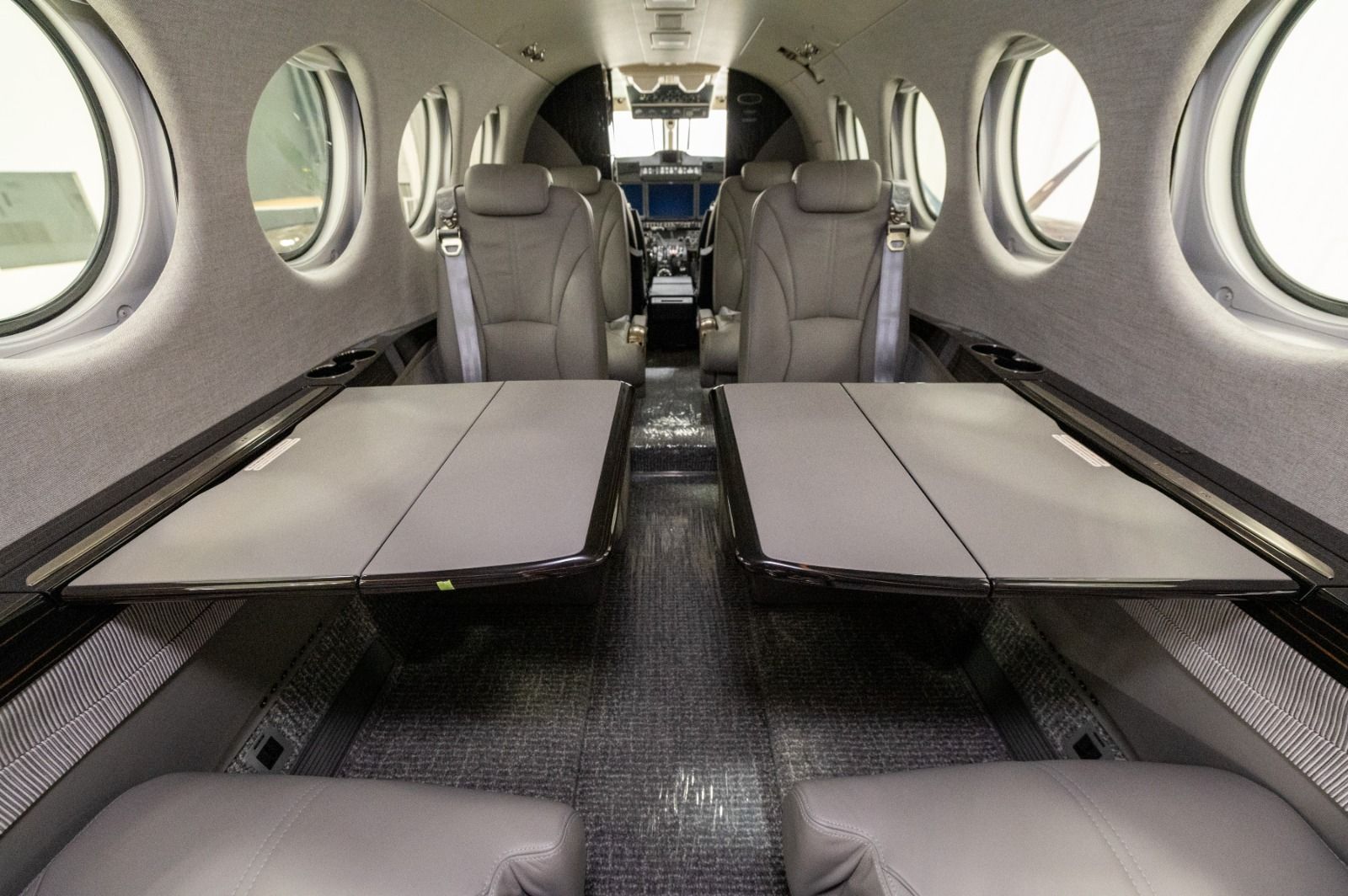 BEECHCRAFT KING AIR 260 2024