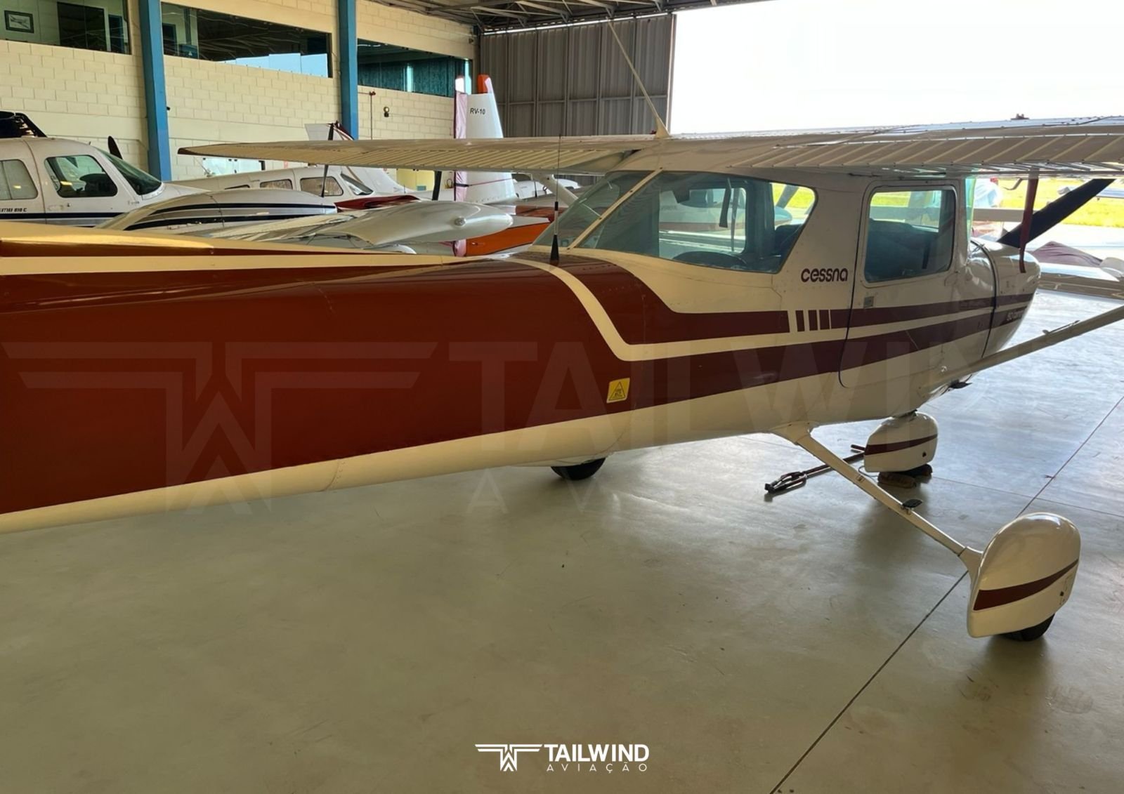 CESSNA 150M 1975