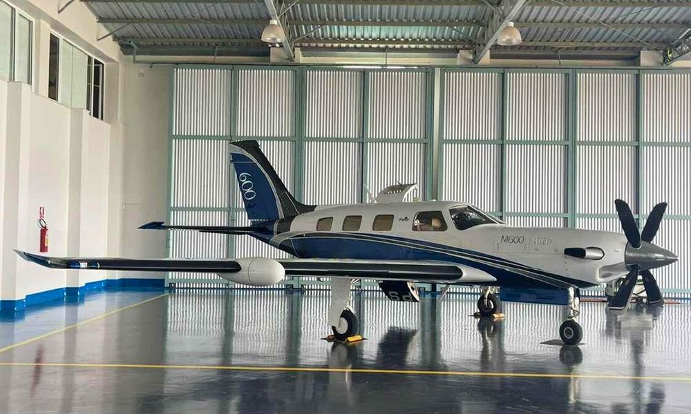 PIPER M600 2016