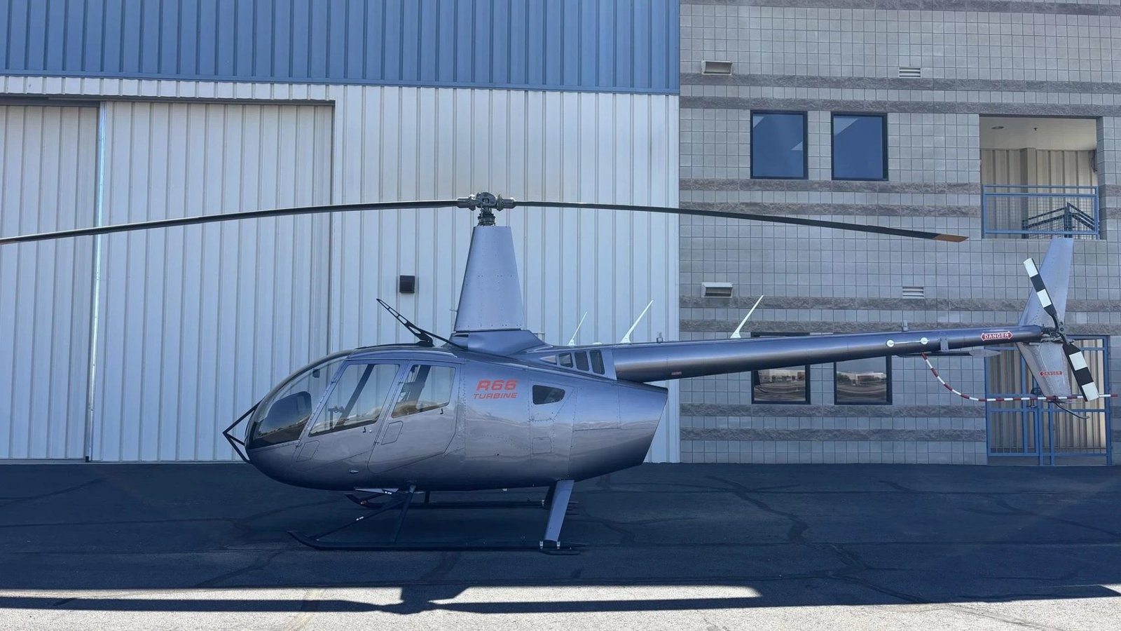 ROBINSON R66 2021