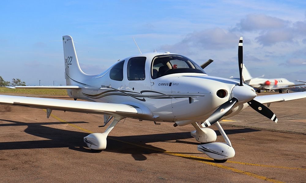 CIRRUS SR22 2010