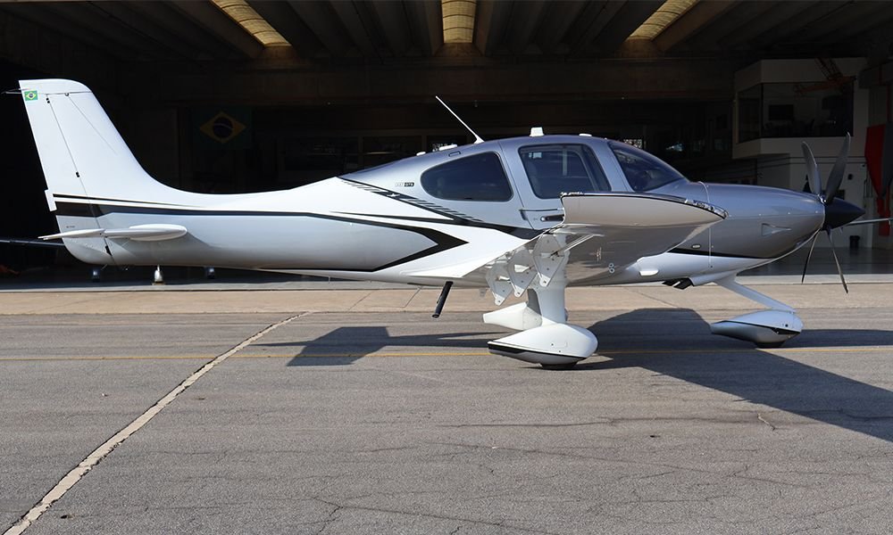 CIRRUS SR22T G7 GTS 2025