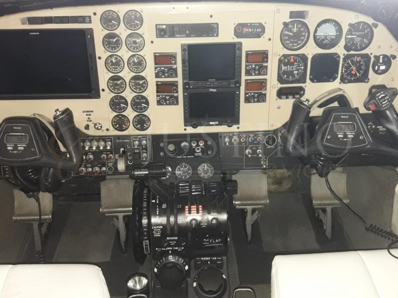 KING AIR C90B JAGUAR EDITION 1998