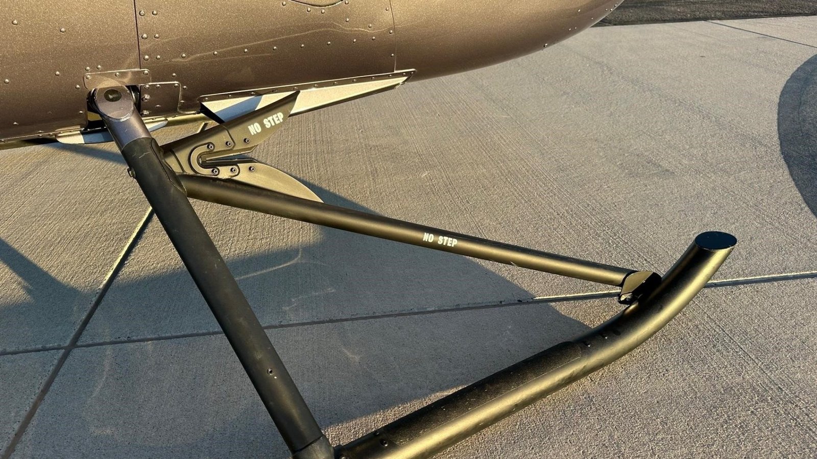 ROBINSON R66 2021