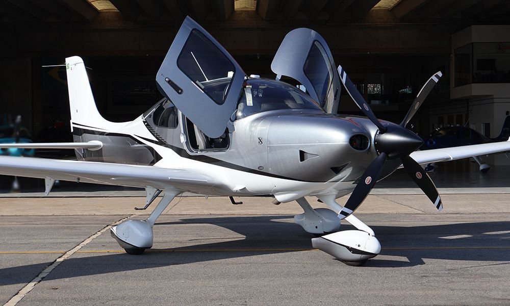 CIRRUS SR22T G7 GTS 2025