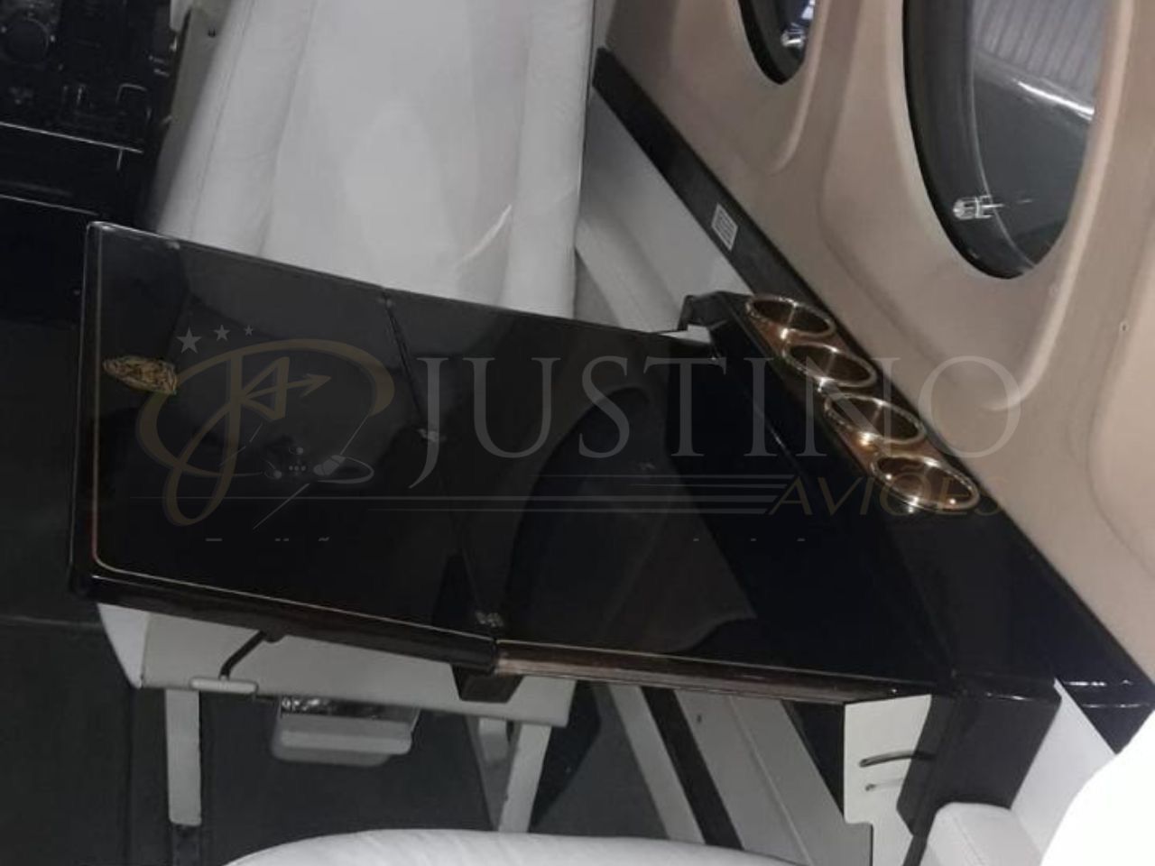 KING AIR C90B JAGUAR EDITION 1998