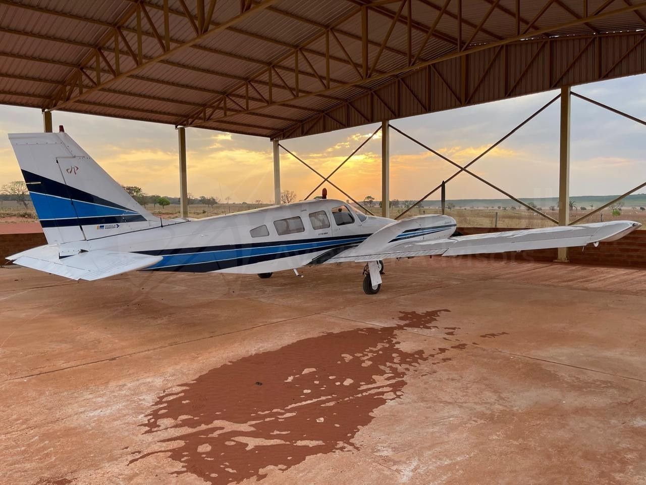 EMBRAER EMB-810D SENECA III 1989