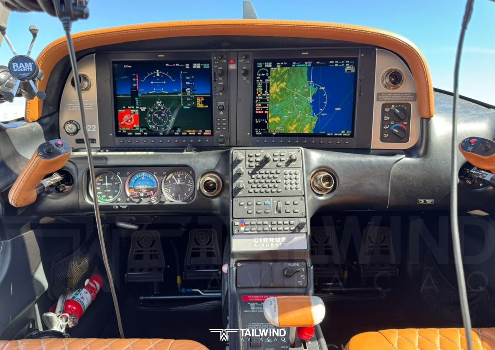 CIRRUS SR22 GTS 2013