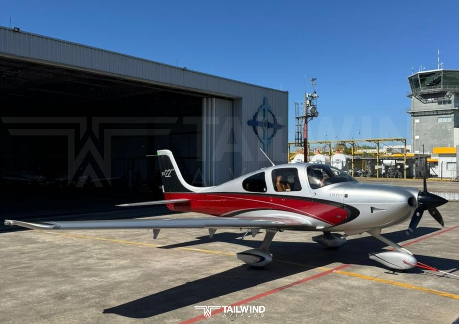 CIRRUS SR22 GTS 2013