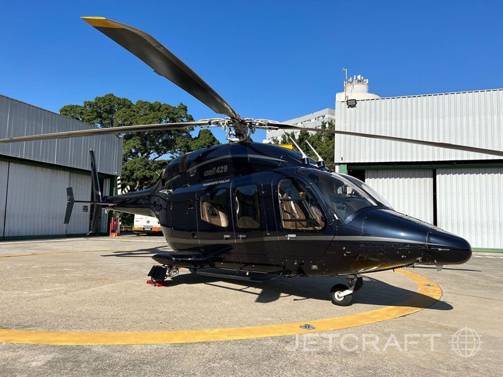 BELL 429 2015