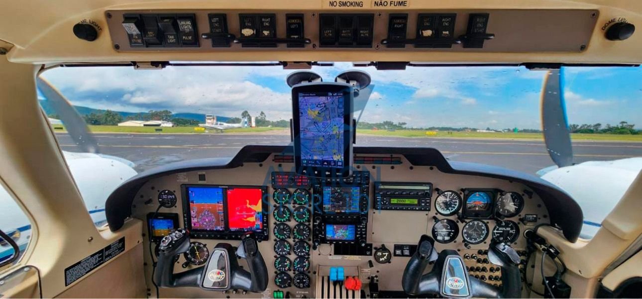PIPER SENECA V PA-34-220T 2001