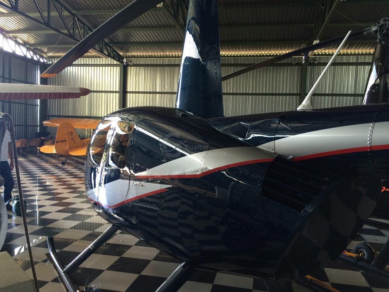 ROBINSON R44 RAVEN II 2010